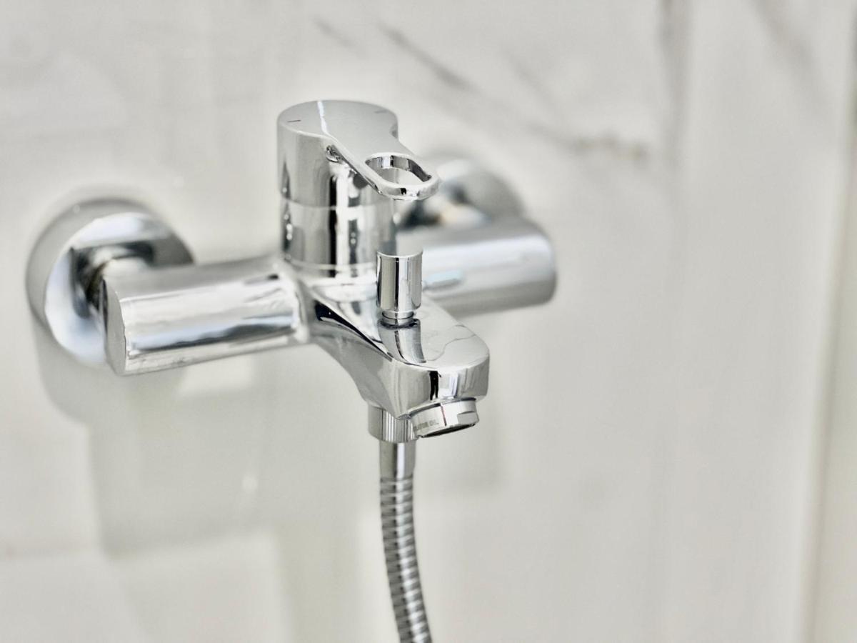 SarandëPropery Under Renovationアパートメント エクステリア 写真