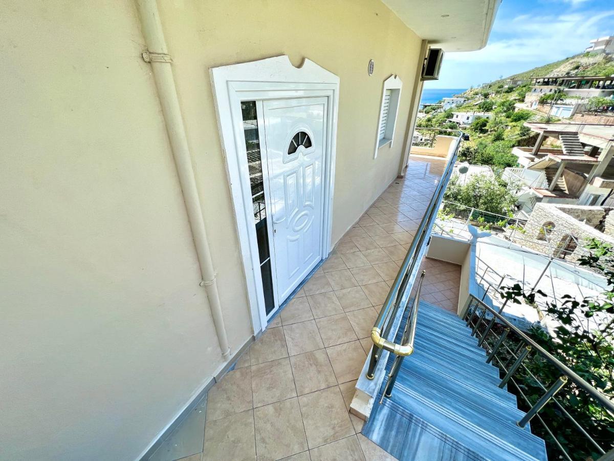 SarandëPropery Under Renovationアパートメント エクステリア 写真