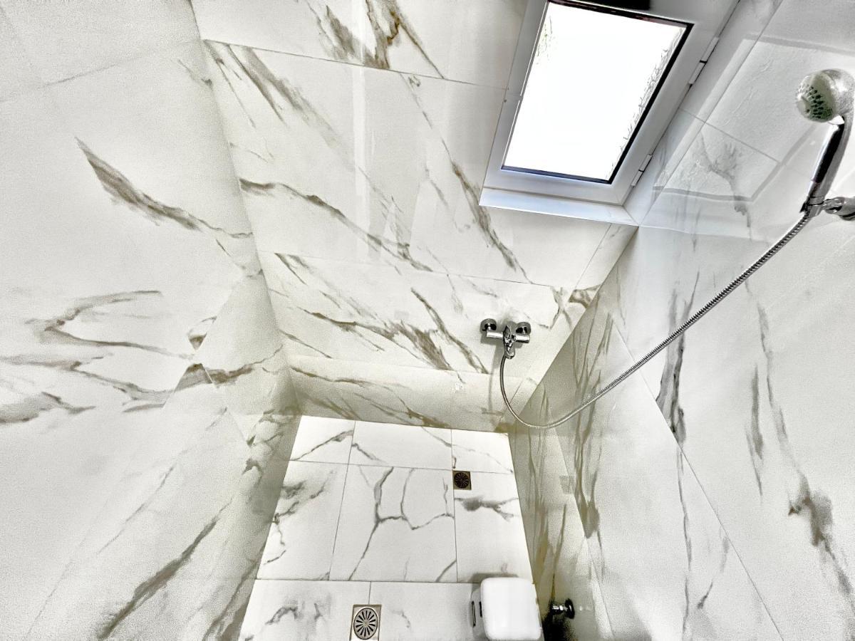 SarandëPropery Under Renovationアパートメント エクステリア 写真