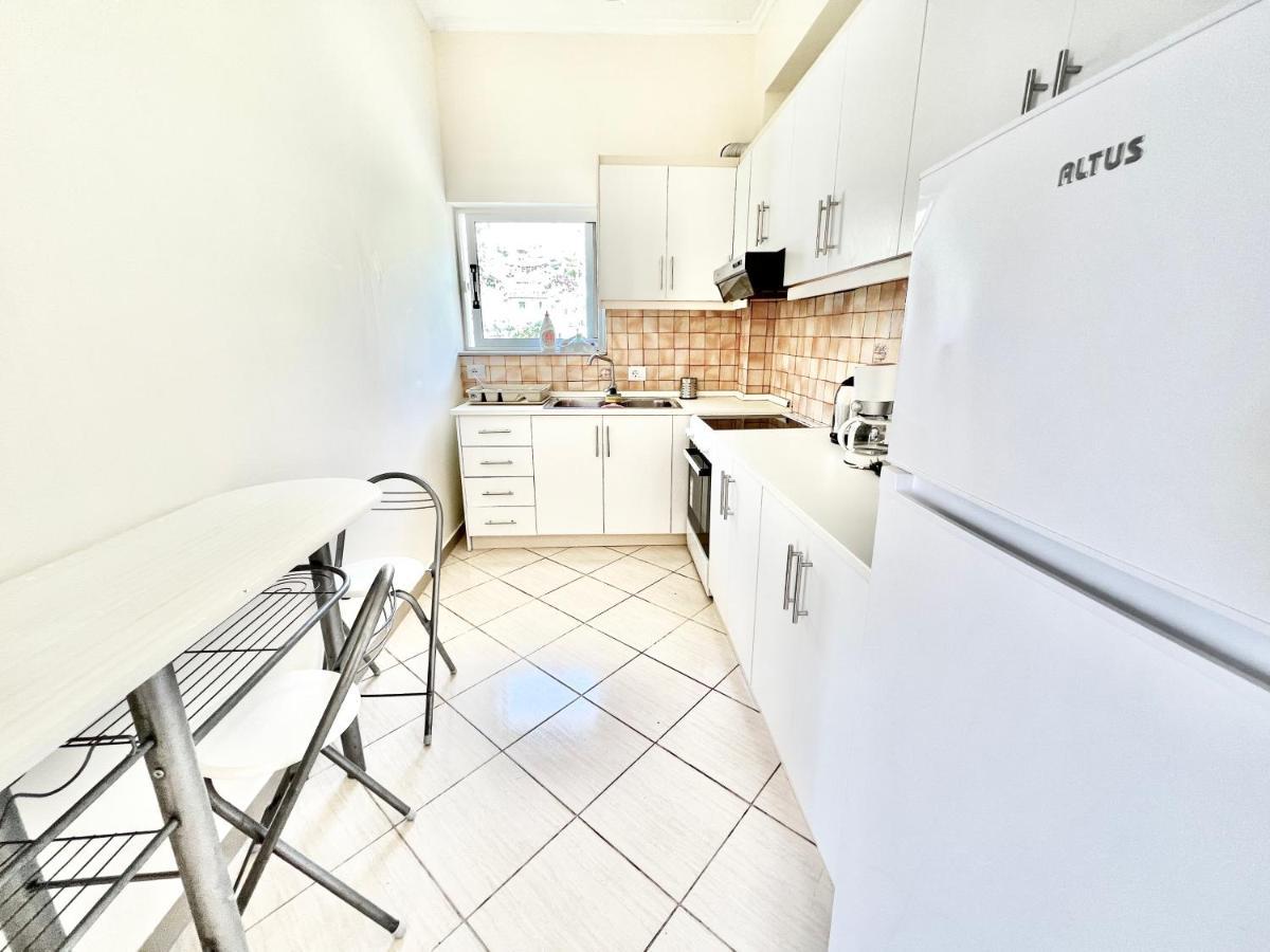 SarandëPropery Under Renovationアパートメント エクステリア 写真