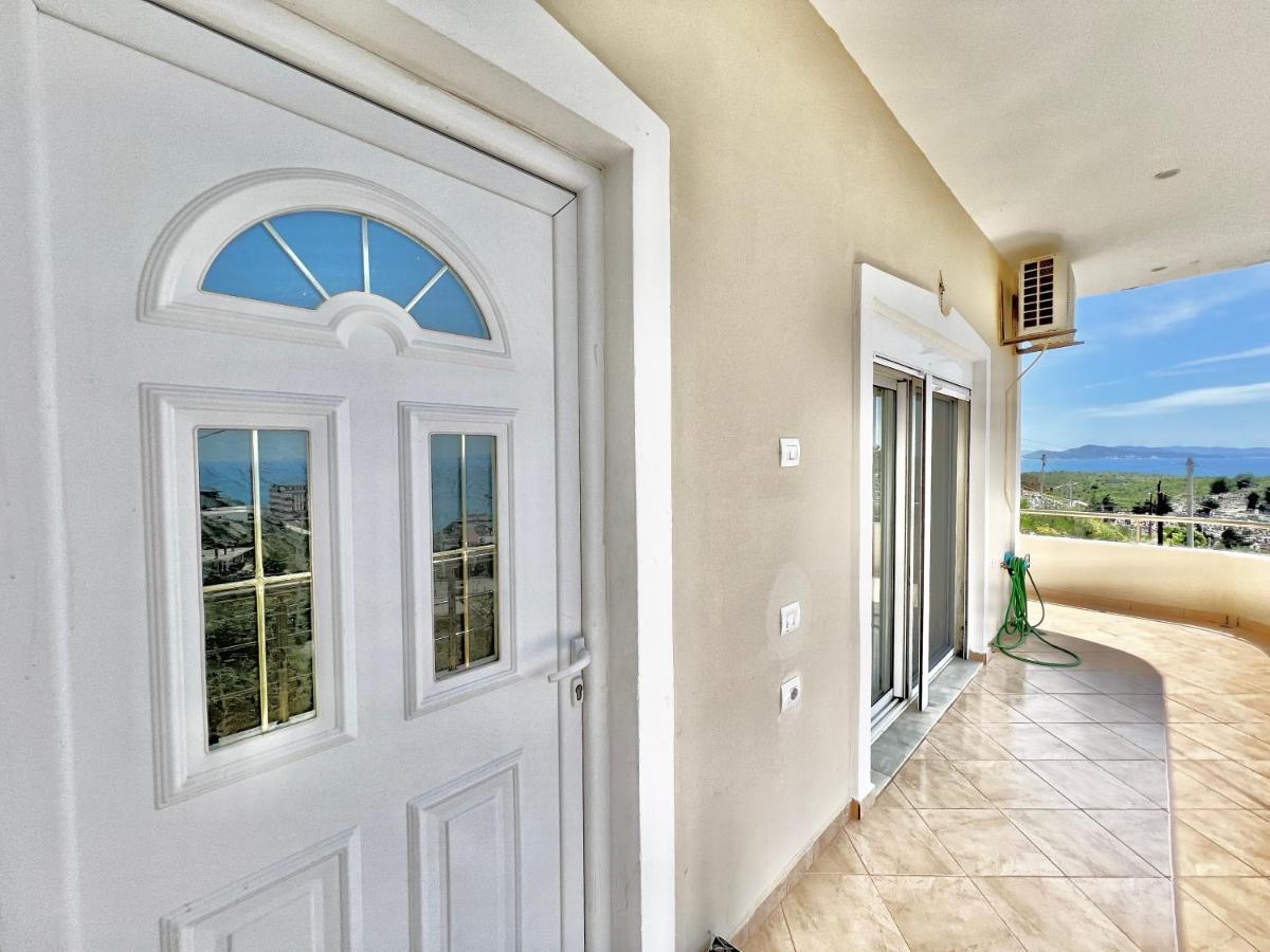 SarandëPropery Under Renovationアパートメント エクステリア 写真