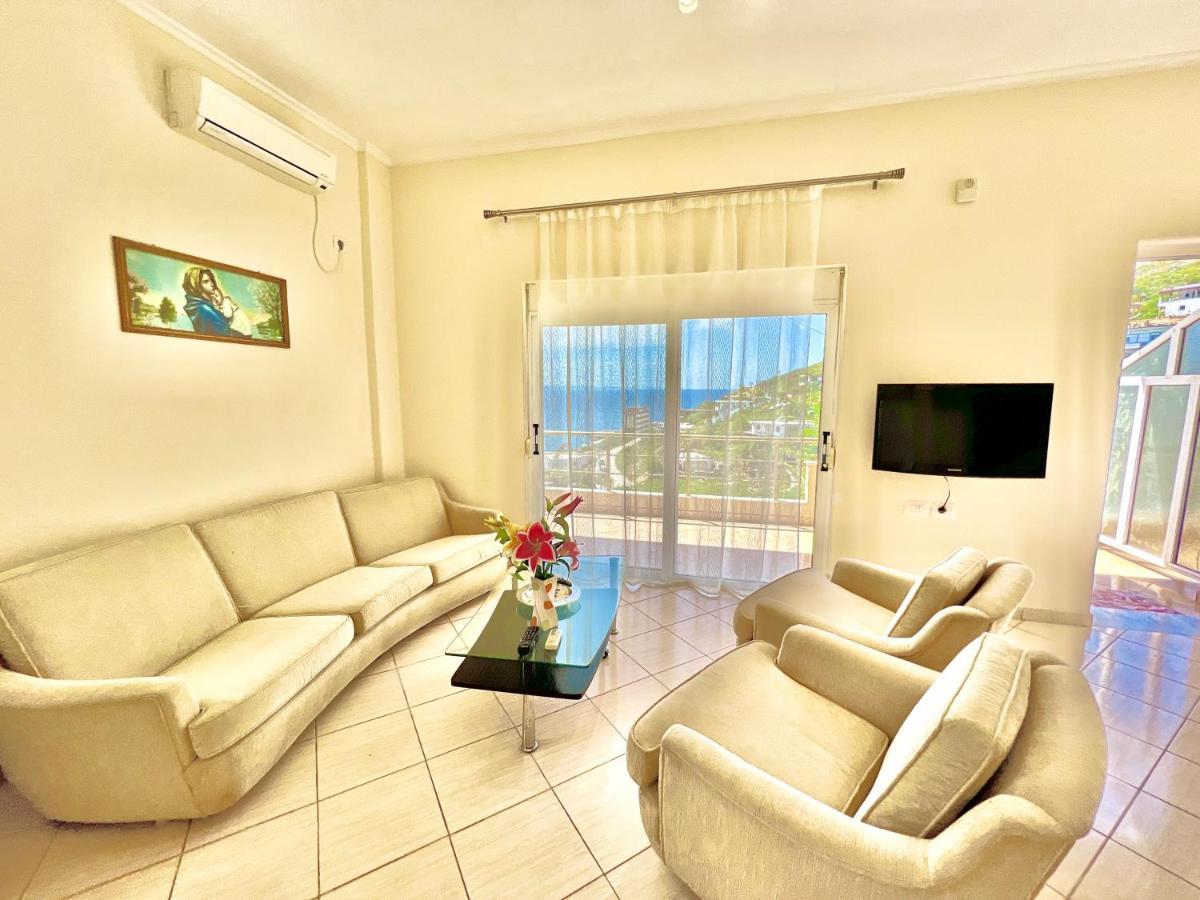 SarandëPropery Under Renovationアパートメント エクステリア 写真